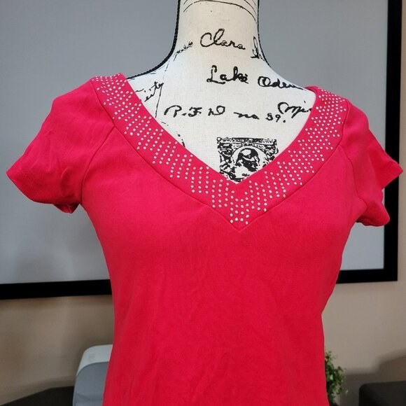 Westport 1962 Red V-Neck Top with Embellished Neckline - Size Medium - Picture 2 of 10
